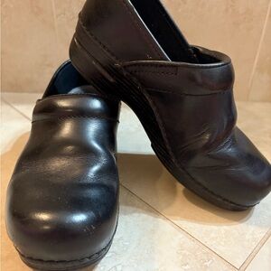 Dansko Clogs size 38